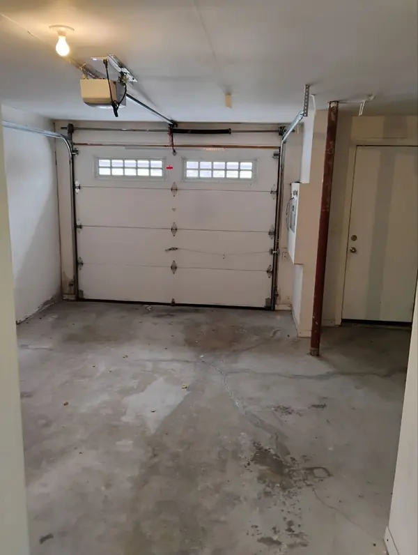 Vaughan, ON L4J 0G8,51 Beverley Glen BLVD