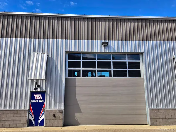 Pontiac, MI 48341,161 W SPEED WAY