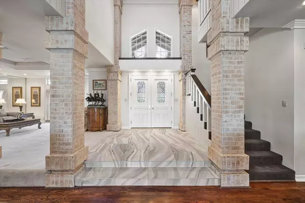 Heath, TX 75032,16 Lakeway Drive