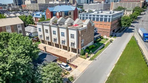 Fort Worth, TX 76102,100 Alread Court