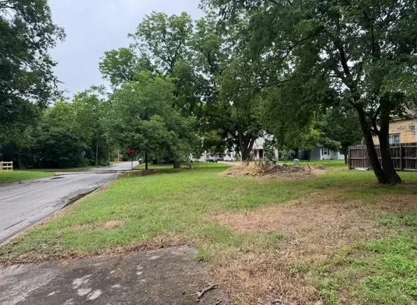 Sherman, TX 75090,303 W Steadman Street