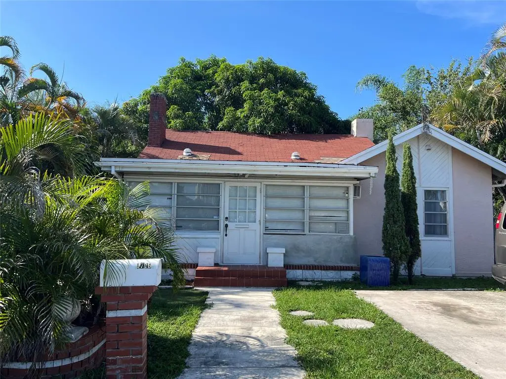 Hollywood, FL 33020,1719 Hayes St