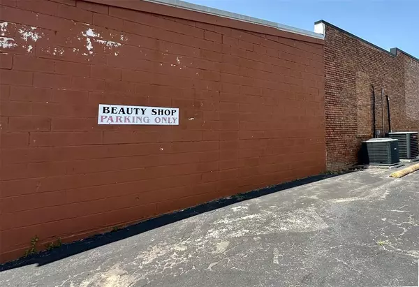 Winnsboro, TX 75494,214 N Franklin Street