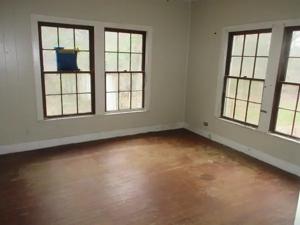 Hosston, LA 71043,14924 Parkway Drive