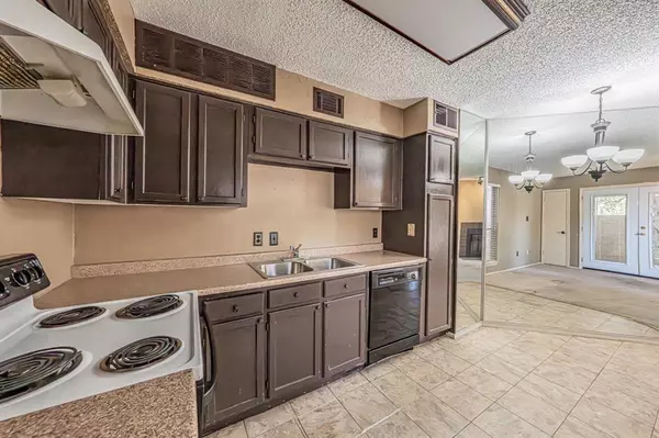 Arlington, TX 76006,2312 Balsam Drive #A103