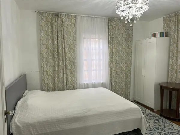 Hollywood, FL 33020,1719 Hayes St