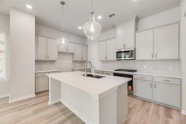 Frisco, TX 75034,8111 Challenger Street