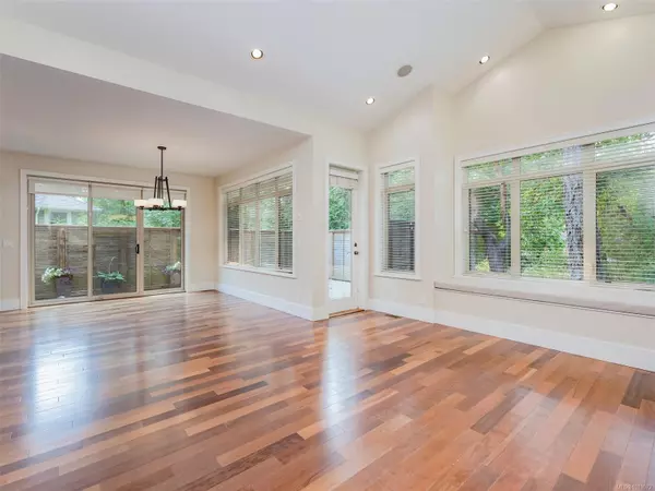 Saanich, BC V8X 0A4,1266 Oceanwood Lane