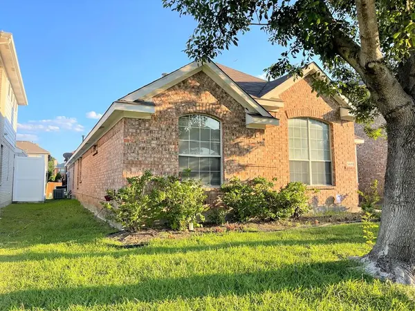 5405 Mohawk Court, The Colony, TX 75056