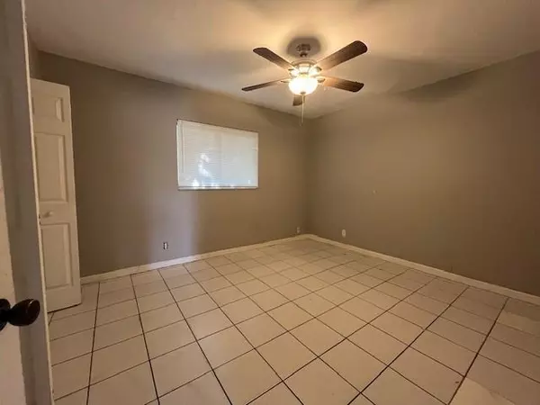 Lauderdale Lakes, FL 33309,4040 NW 31st Ter #5