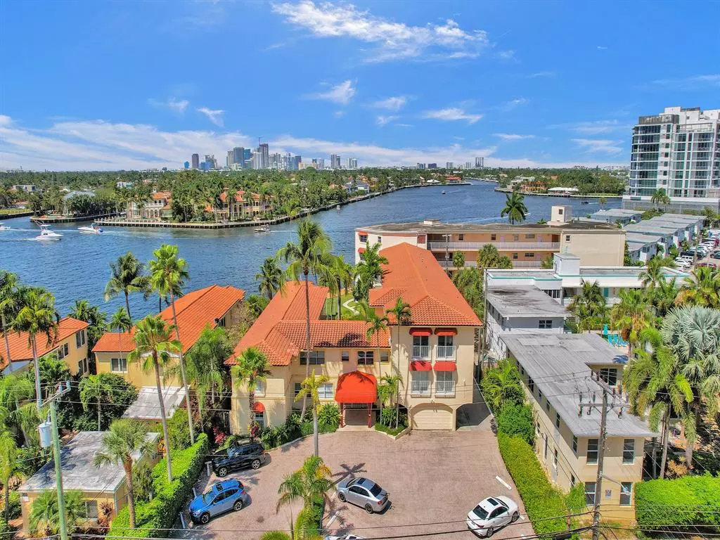 Fort Lauderdale, FL 33304,341 N Birch Rd #415