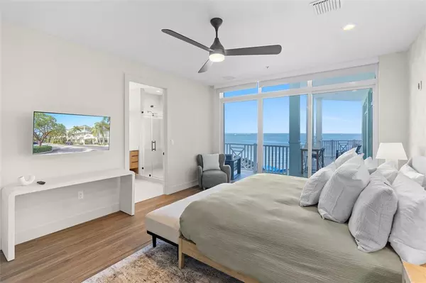 Key Largo, FL 33037,104000 Overseas Highway #0