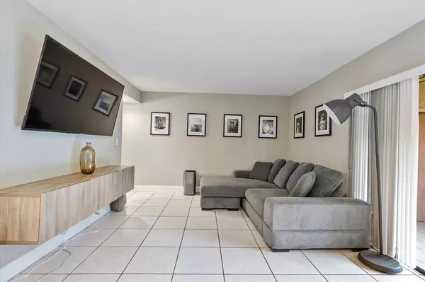 Davie, FL 33324,29 Laredo Pl #29