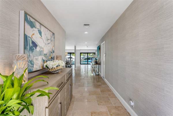 Lighthouse Point, FL 33064,2541 NE 48th St