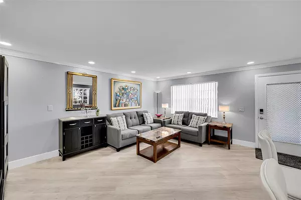 Delray Beach, FL 33484,964 Normandy Trail #U