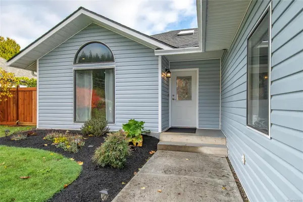 Campbell River, BC V9W 7M3,876 Springbok Rd