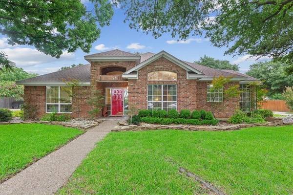 848 Country Lane, Mcgregor, TX 76657