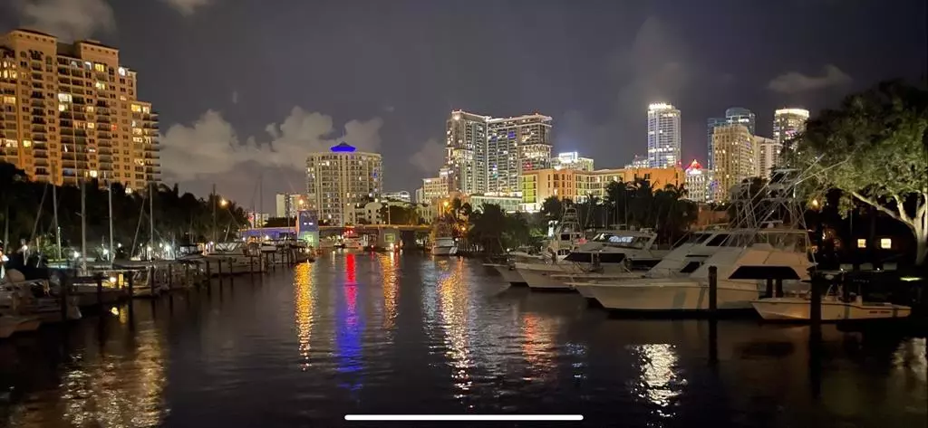 621 SW 5 Place, Fort Lauderdale, FL 33315