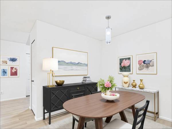 1028 Balmoral Rd #102, Victoria, BC V8T 1A8