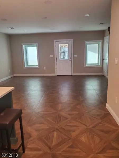 Wanaque Boro, NJ 07420,13 Roger Ave