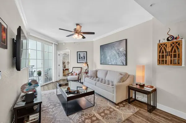 Fort Lauderdale, FL 33301,533 NE 3rd Ave #531