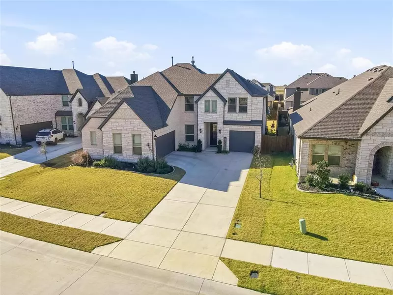 222 Lakewood Lane, Ponder, TX 76259