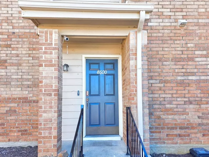 3635 Garden Brook Drive #8600, Farmers Branch, TX 75234