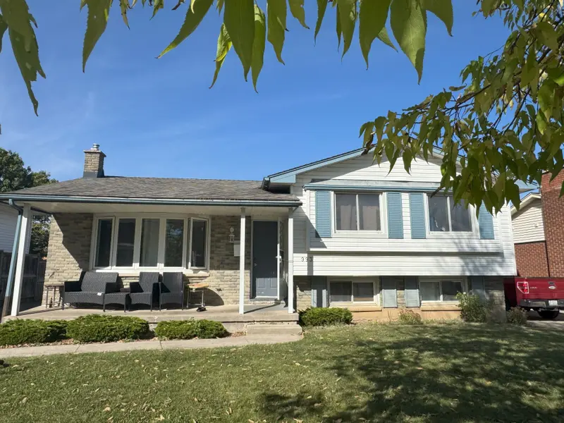 993 Osgoode DR, London South, ON N6E 1C9