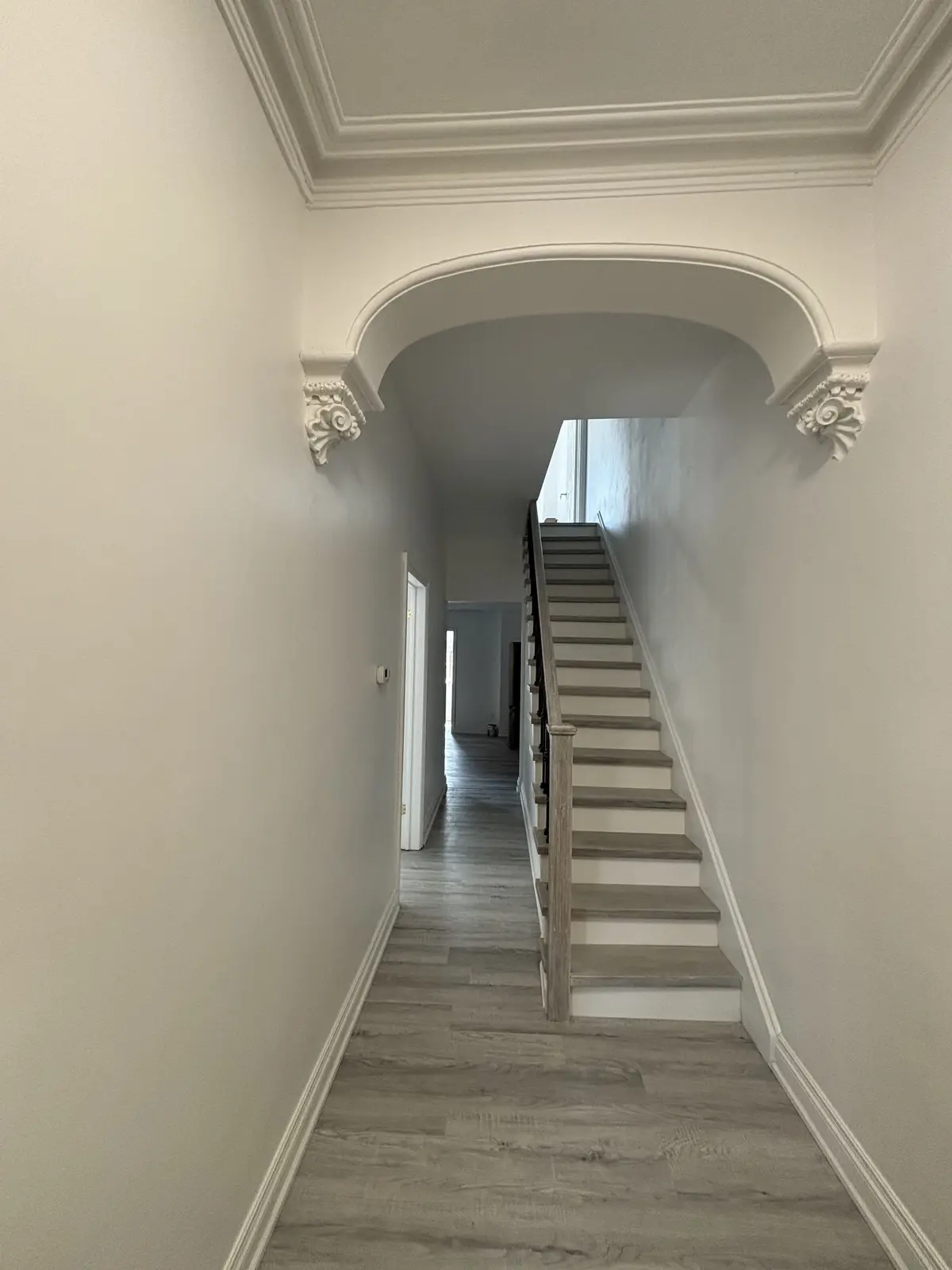 Toronto C01, ON M6G 2Y6,262 clinton ST #201