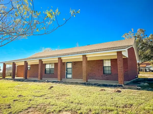 512 County Road 701, Teague, TX 75860