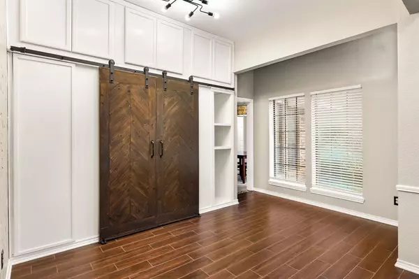 Grapevine, TX 76051,3318 Sprindeltree Drive