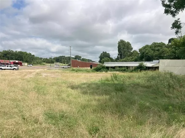 Alvarado, TX 76009,100 N Parkway Drive