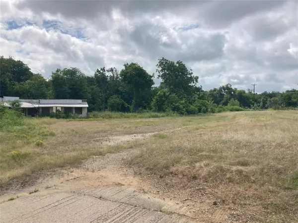 Alvarado, TX 76009,100 N Parkway Drive