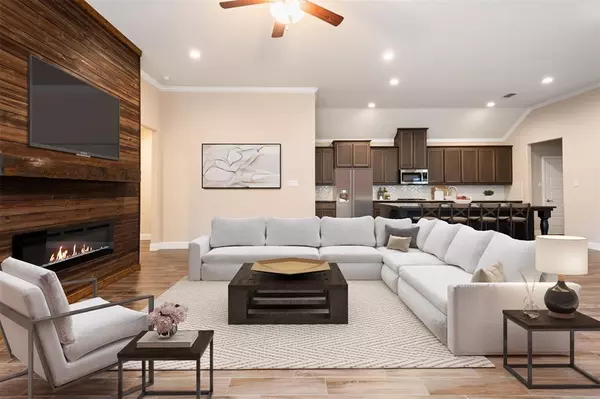 Argyle, TX 76226,920 10th Street