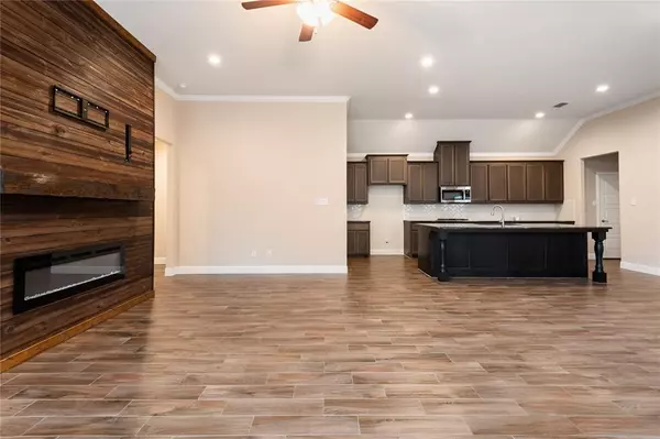 Argyle, TX 76226,920 10th Street