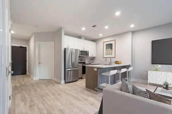 18 Campus TRL #107, Huntsville, ON P1H 1C6