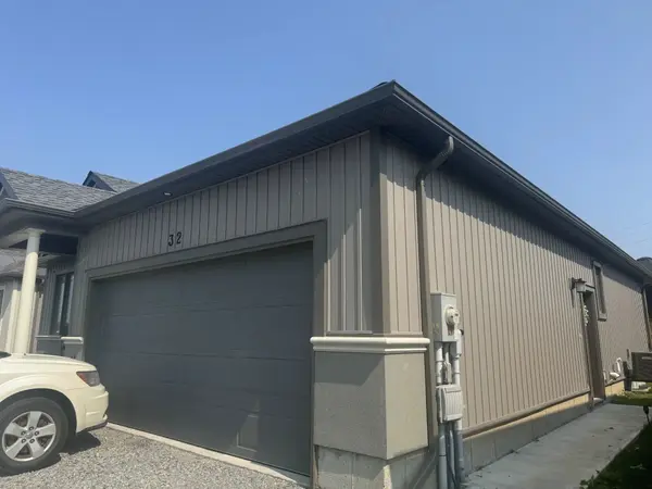 Thorold, ON L2V 0B7,32 Bounty AVE