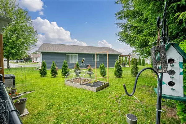 Strathroy-caradoc, ON N7G 0C5,13 Kellestine DR