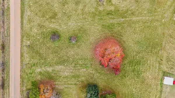 103 Bar T Parkway, Trinidad, TX 75163