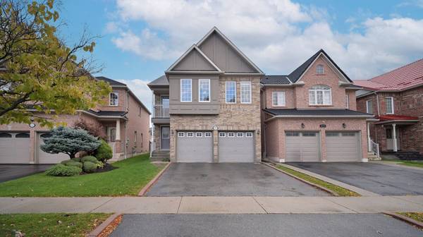 4783 Apple Blossom CIR E, Mississauga, ON L5V 3C7