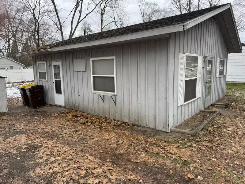 1212 Bruce ST, Mount Pleasant, MI 48858