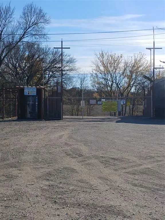 Fort Worth, TX 76140,5513 Everman Kennedale Road