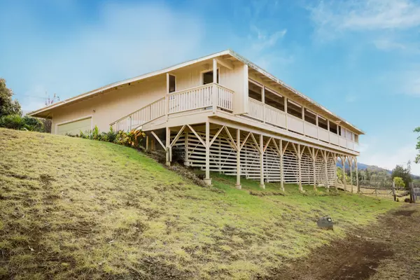 499 KOLOHALA DR, Kula, HI 96790