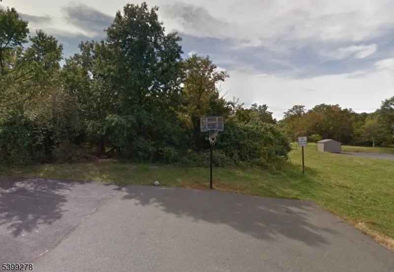 Franklin Twp., NJ 08873,193 Hillcrest Ave