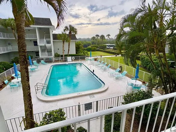 Vero Beach, FL 32963,200 Greytwig Rd #213