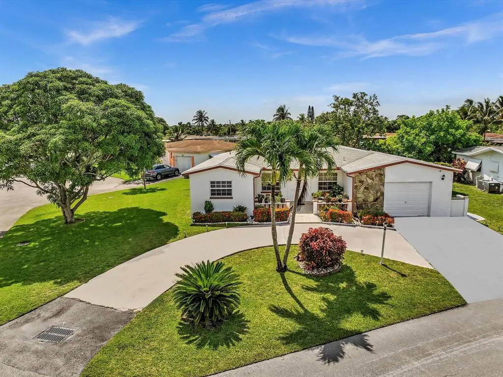 Lauderdale Lakes, FL 33319,4220 NW 49th Ave