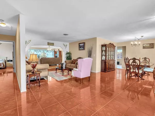 Lauderdale Lakes, FL 33319,4220 NW 49th Ave