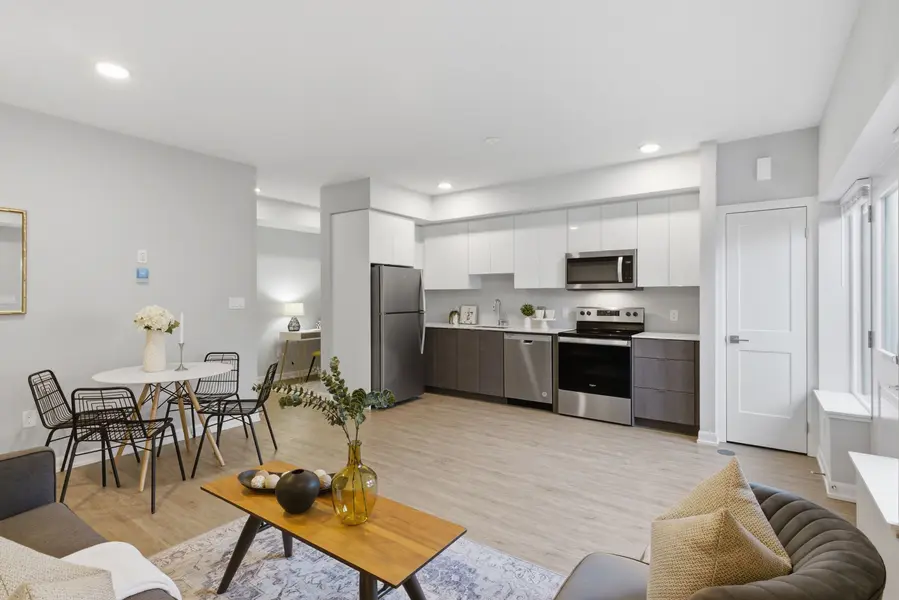 708 Woolwich ST #116, Guelph, ON N1H 3Z1