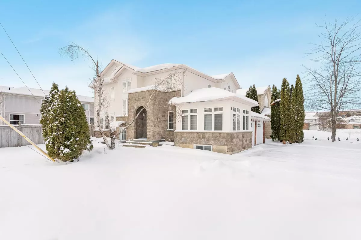Orillia, ON L3V 7Y8,2 Vanessa Drive N/A
