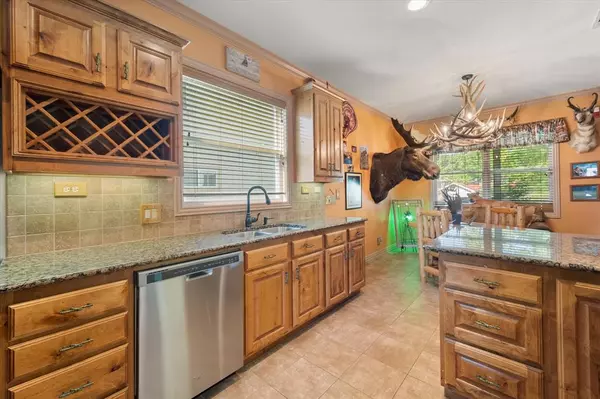 Kemp, TX 75143,134 Stephanie Court